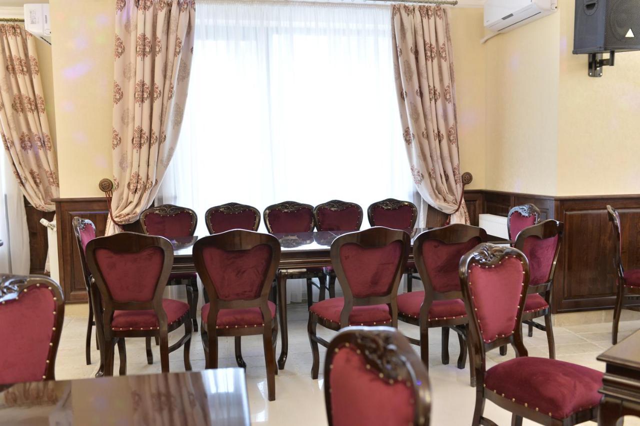 Edy'S Royal Predeal Hotel Eksteriør billede